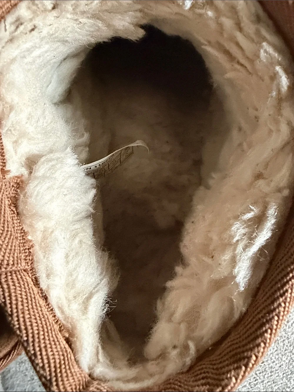 UGG Chestnut Suede Platform Ankle Boots Youth Size 2 Cozy Wool Blend Lined